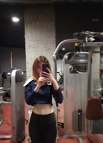 Trendyol & Milla crop bluz 