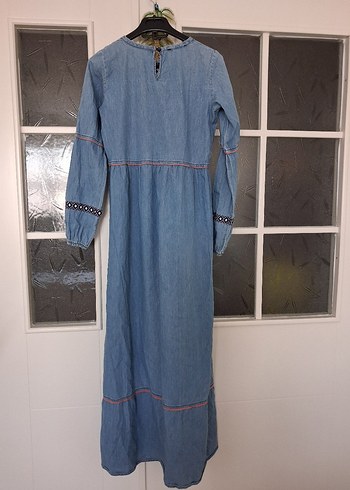 Nakışlı Boncuk Detaylı Mavi Uzun Kot Elbise - Görsel 2