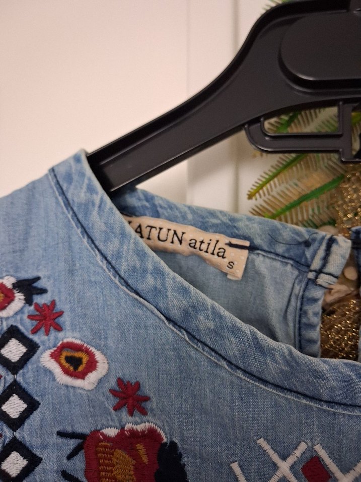 Nakışlı Boncuk Detaylı Mavi Uzun Kot Elbise - Görsel 5