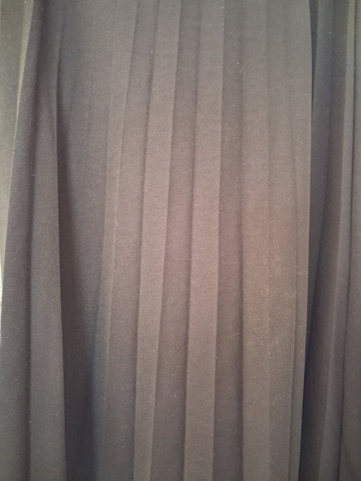 Siyah Pilili Uzun Kadın Etek - Görsel 3