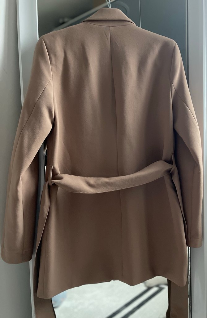 Bej Kemerli Kadın  Blazer Ceket - Görsel 3