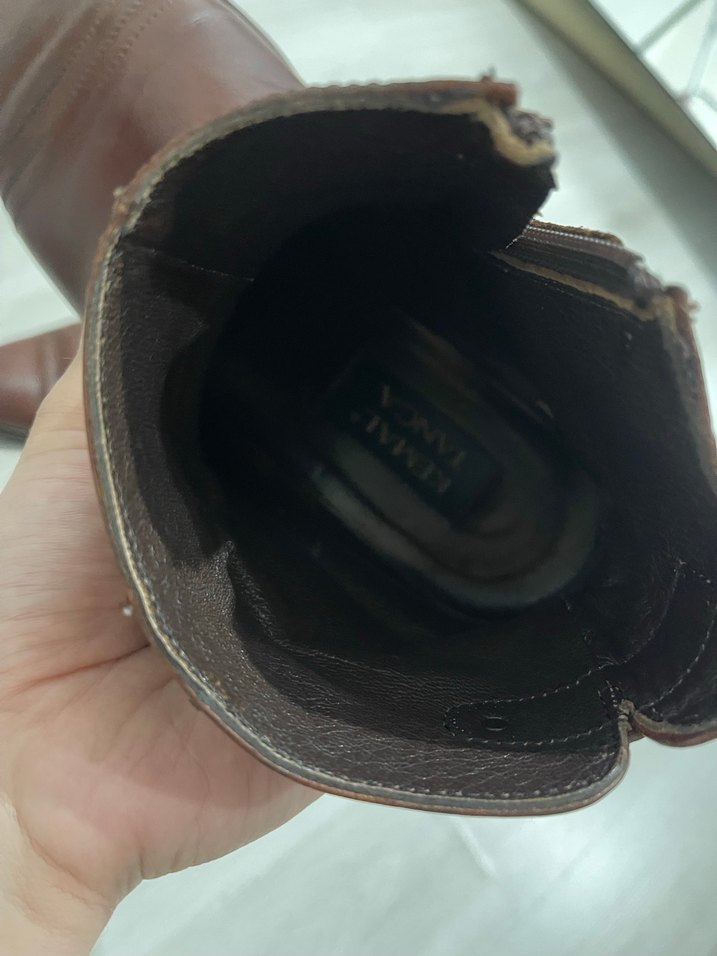 Kahverengi Erkek Bot - Görsel 3