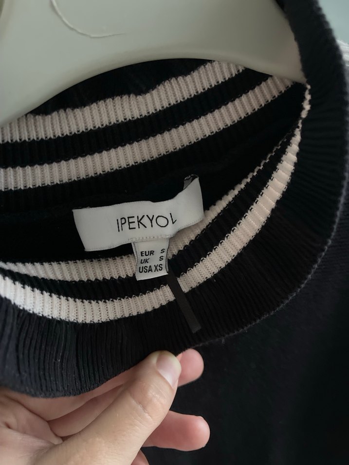 Siyah Yüksek YakalıKadın Kazak - Görsel 4