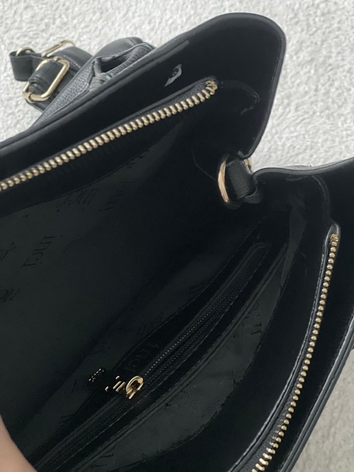 Parlak Siyah Deri Kadın Çantası İnci - Görsel 4