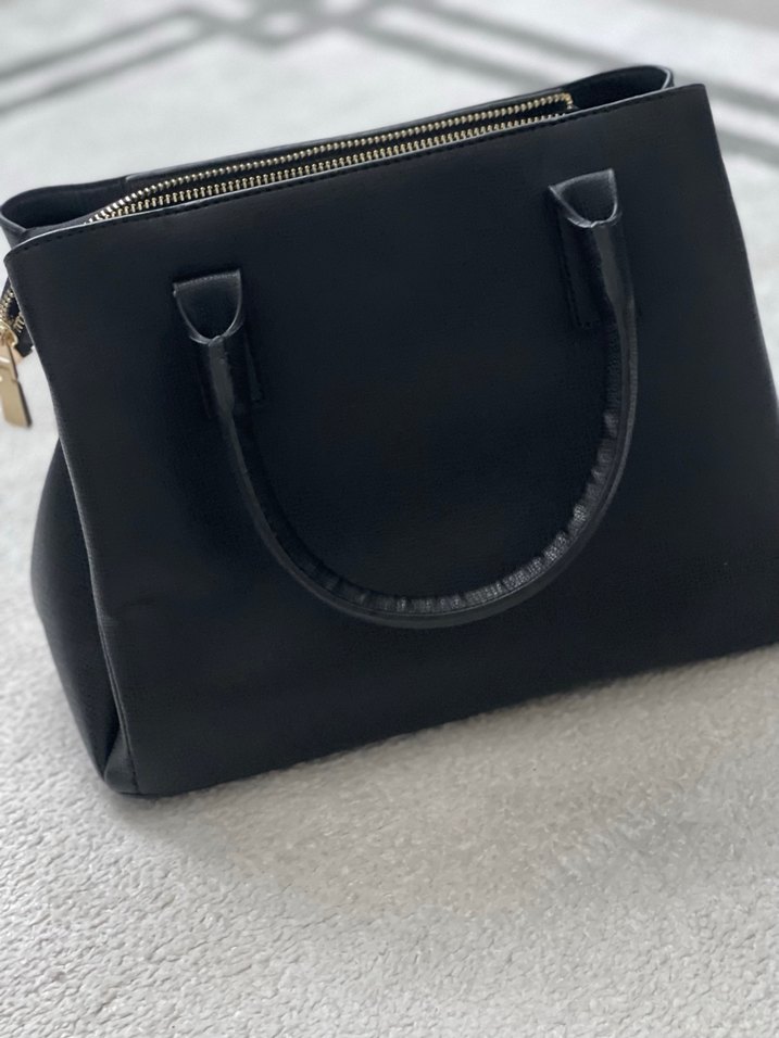 Parlak Siyah Deri Kadın Çantası İnci - Görsel 2