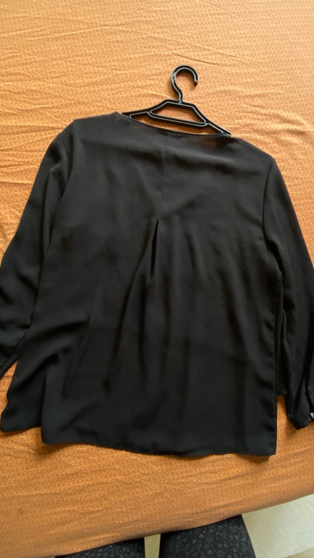 Bershka Siyah Kadın Uzun Kollu Midi Bluz - Görsel 2