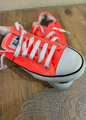 Converse 37