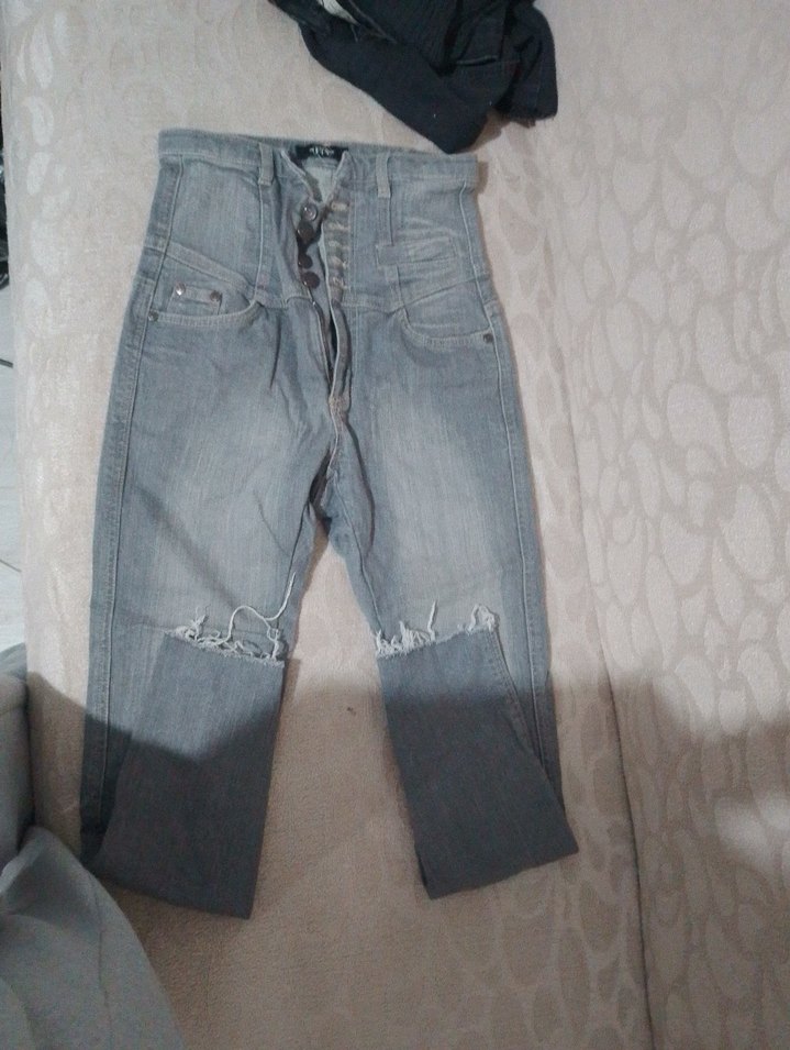 Gri Düğmeli Kadın Denim Pantolon - Görsel 3