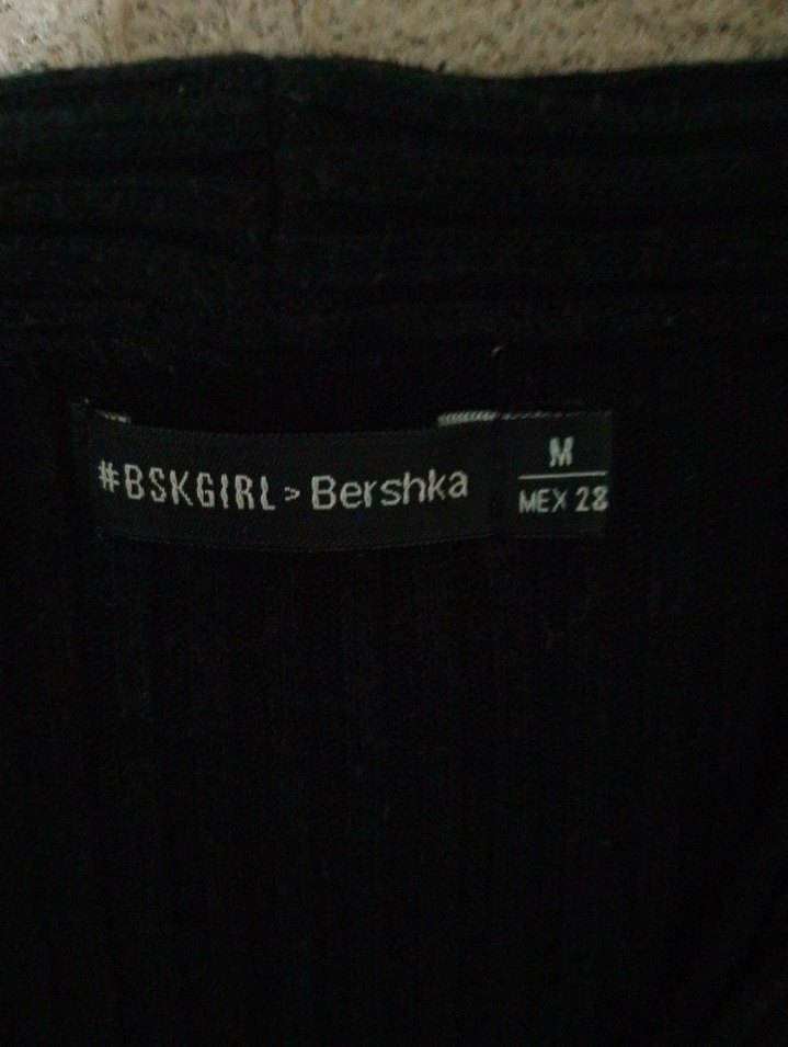 Siyah V Yaka Triko Kadın Kazak - Görsel 3