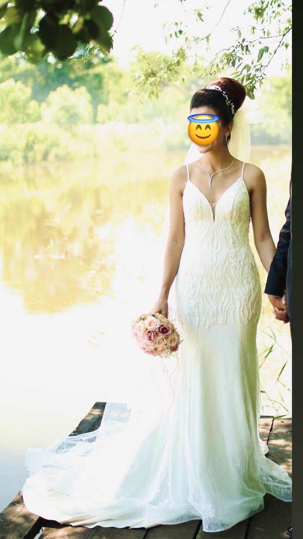 V Yaka Uzun Kuyruklu Beyaz Denizkızı Gelinlik - Görsel 2