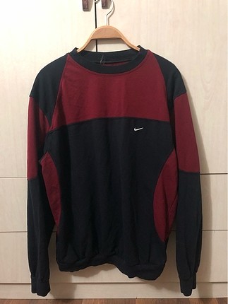 nike sweatshirt