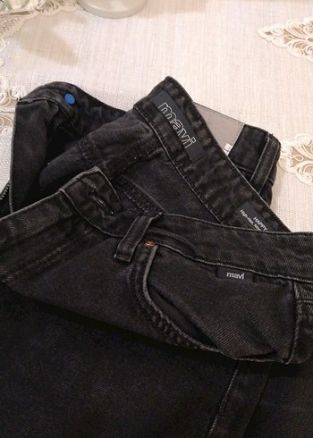 Mavi Jeans Siyah Bol Kesim Midi Kadın Kot Pantolon