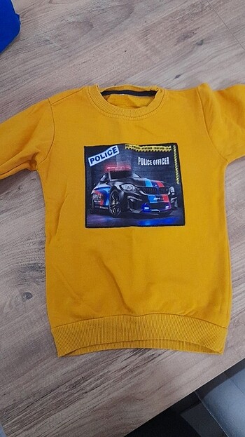 Sweetshirt