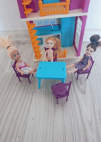 Beden Renk Renkli Pembe Oyuncak Bebek Evi