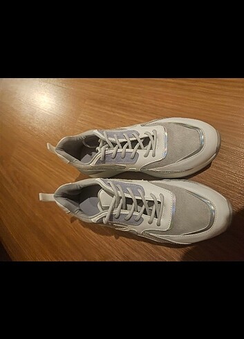 37 Beden Luvishoes Renkli Ayyakabı