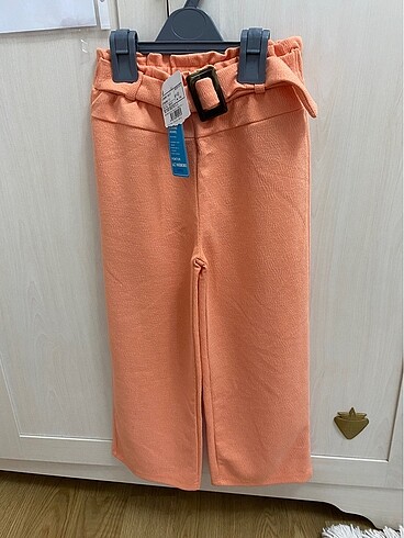 5 Yaş Beden turuncu Renk Lc Waikiki 4-5yaş pantolon