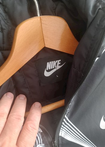 Nike Siyah Baskılı Fermuarlı Erkek Yağmurluk ,ince mont L - Görsel 3
