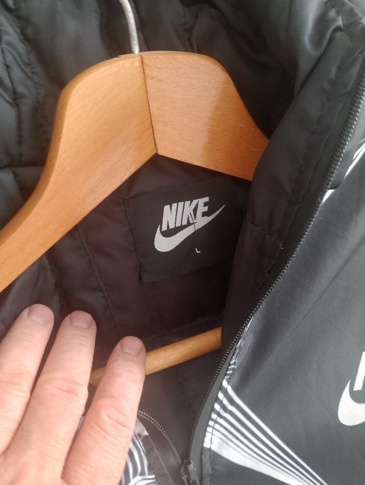 Nike Siyah Baskılı Fermuarlı Erkek Yağmurluk ,ince mont L - Görsel 3