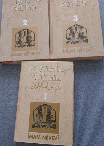 İmam Nevevi - Riyaz'üs Salihin 3 Cilt Dini Kitap