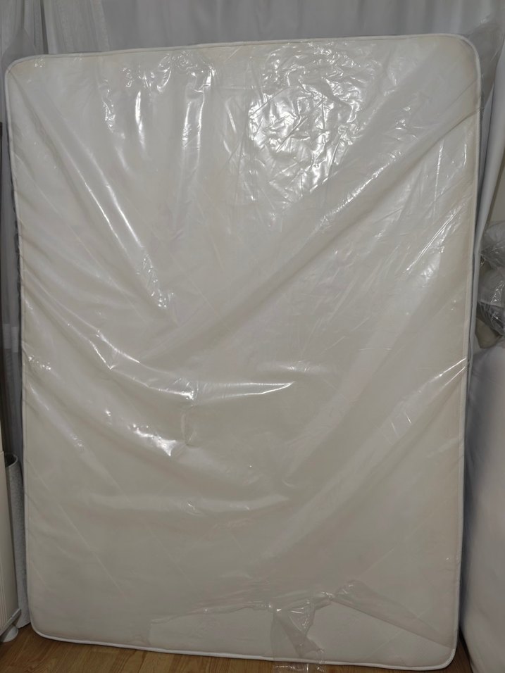 Gri Düz Desen çift kişilik Yatak - Görsel 4