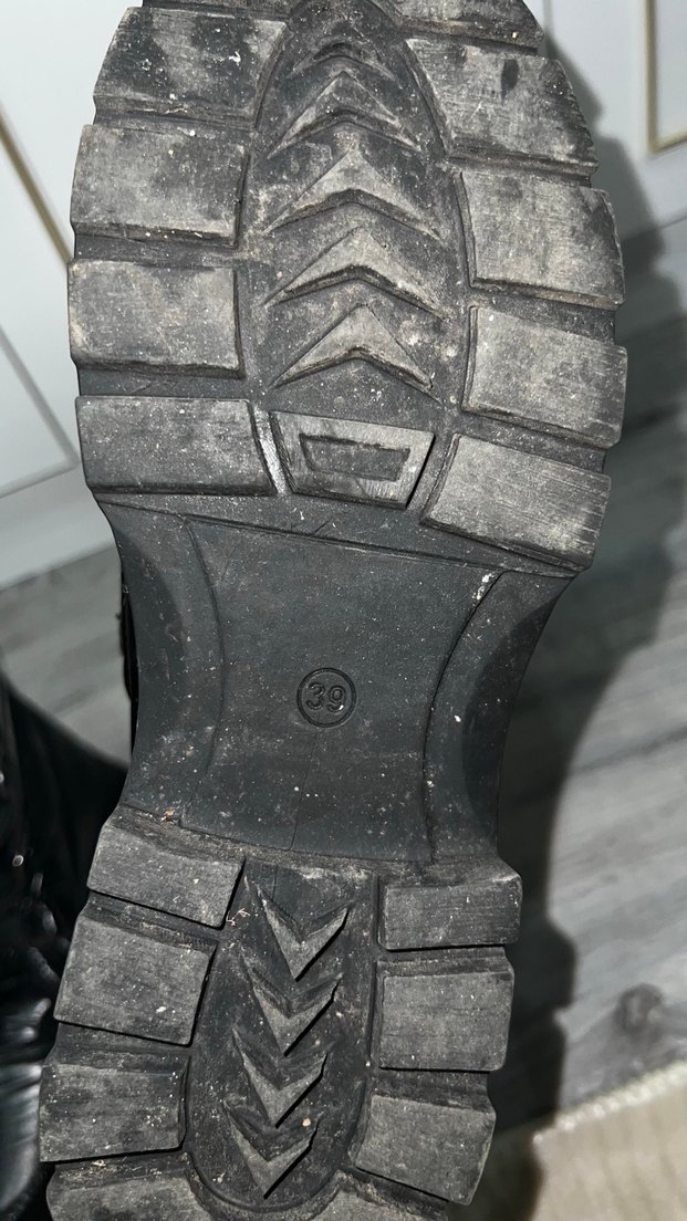 Hotiç marka Siyah rugan Kürklü  Bot - Görsel 4