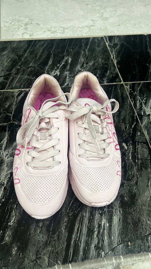 Skechers x James Goldcrown: Uno Lite - Spread the Love - Görsel 3