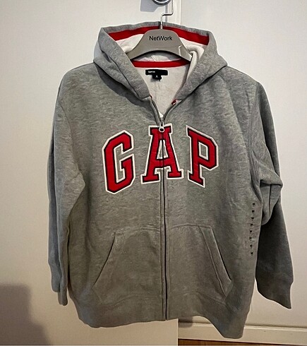 Gap Orj GAP logolu 8 yaş M beden erkek çocuk sweatshirt