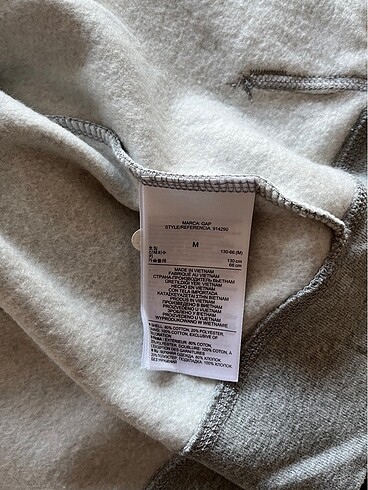 8 Yaş Beden gri Renk Orj GAP logolu 8 yaş M beden erkek çocuk sweatshirt