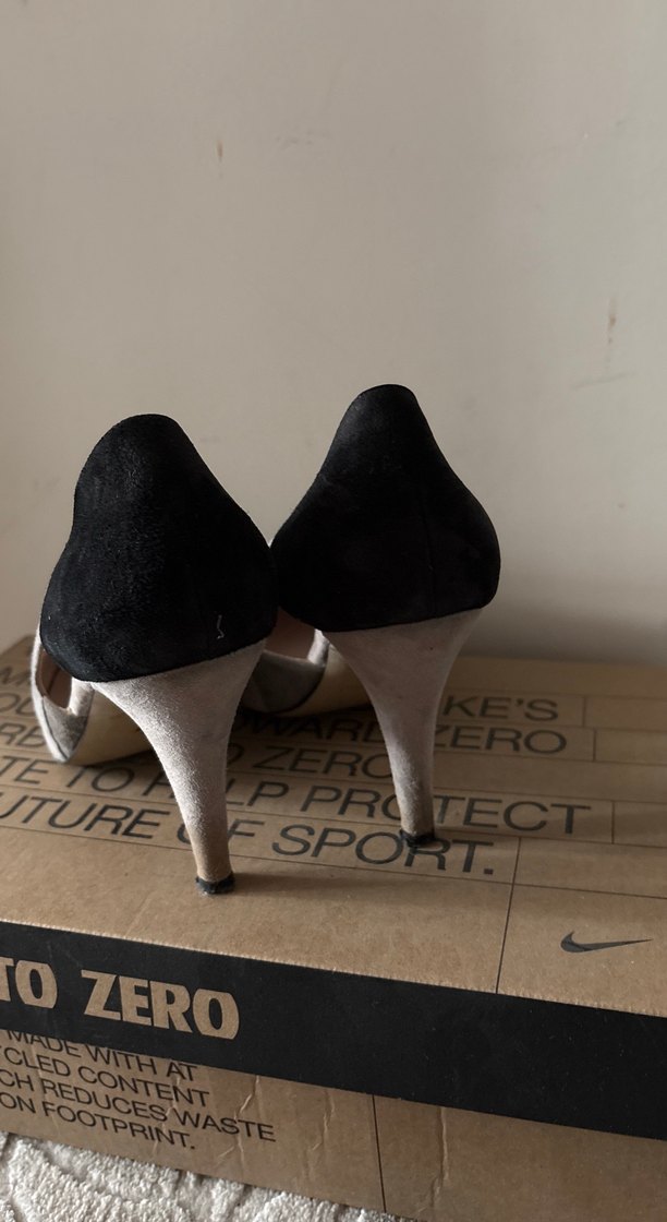 Gri Süet Tokalı Yüksek Topuklu Stiletto - Görsel 4