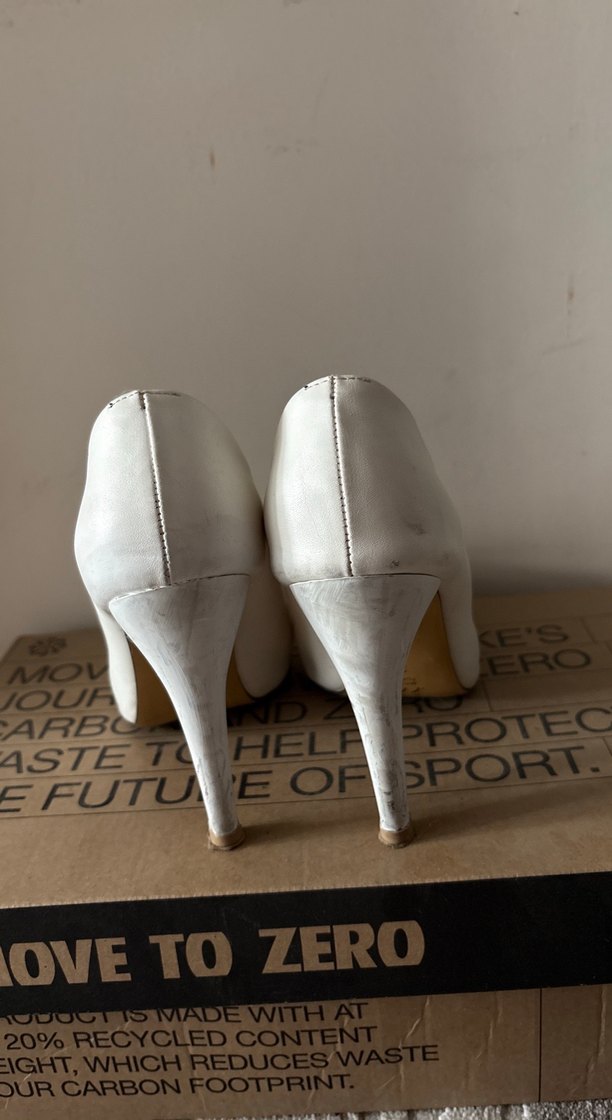 Beyaz Deri Stiletto Kadın Topuklu Ayakkabı - Görsel 4