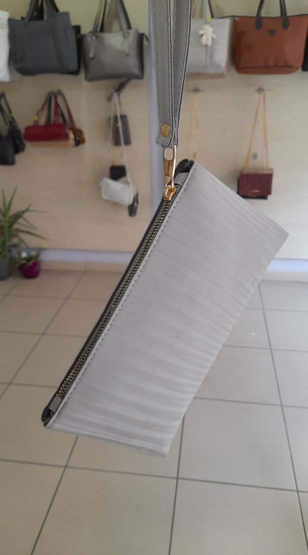 Gri Deri Fermuarlı Kadın Çantası - Görsel 3