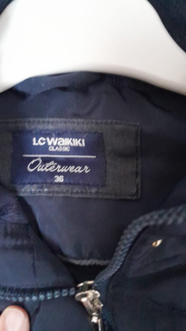 Kemerli Siyah Kadın Kışlık Mont - Görsel 3