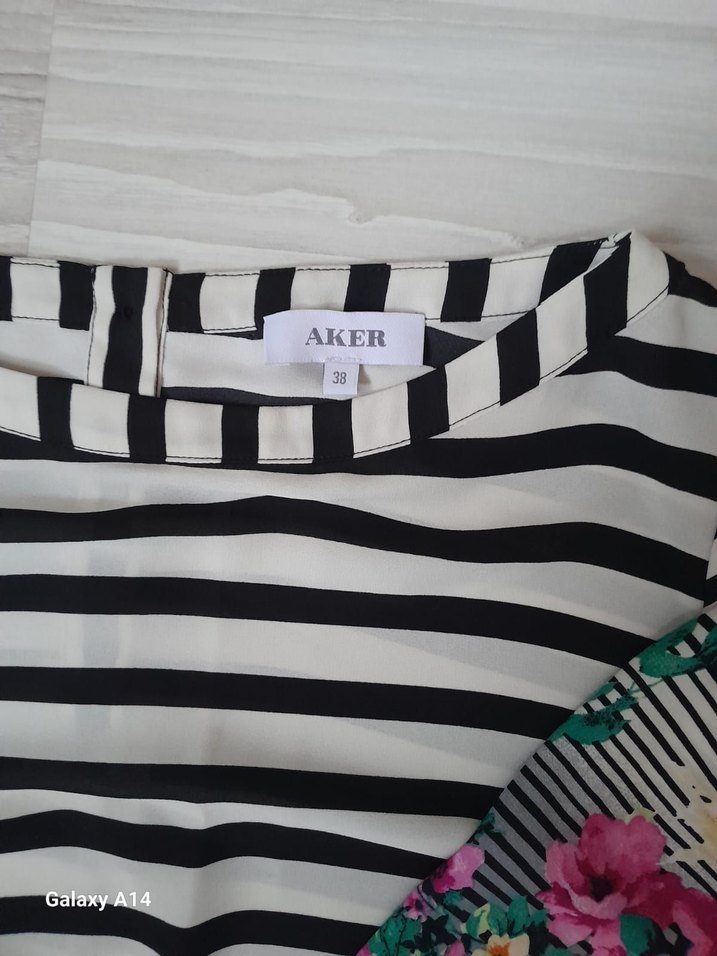 Çiçekli ve Çizgili Tunik - Görsel 2