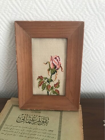 Ahşap çerçeveli kaneviçe tablo