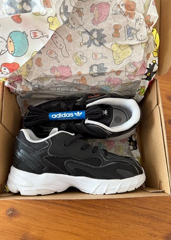 26 Beden Adidas ayakkabı
