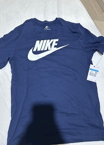 Nike m