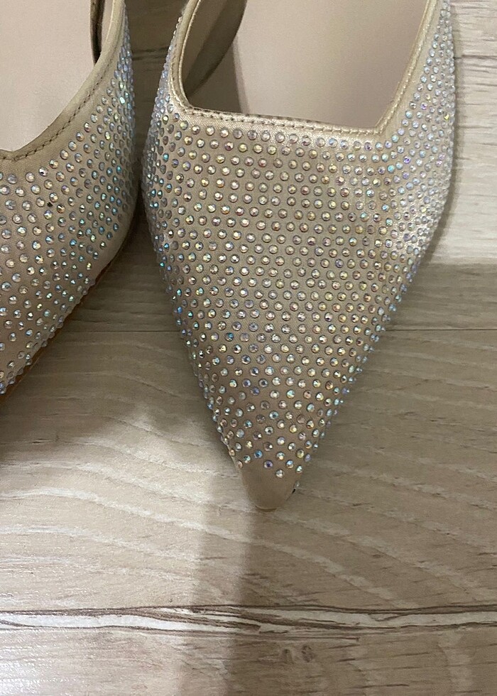 Taşlı topuklu ayakkabı - Görsel 5