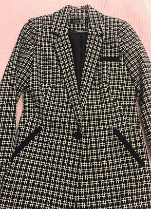 Kareli Blazer