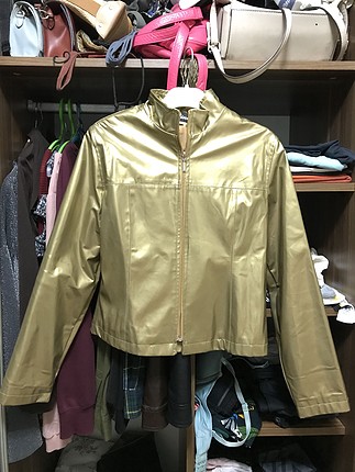 Altın rengi ceket