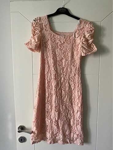 H&M Dantel fisto elbise