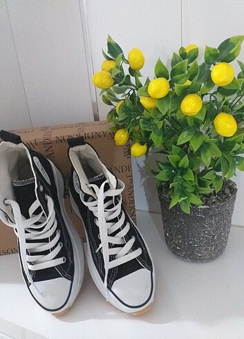 38 Beden Converse run all star hike