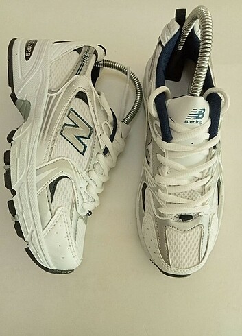 39 Beden beyaz Renk New balance 