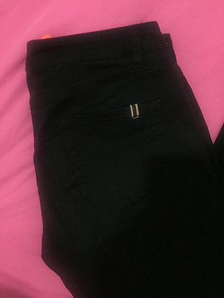 34 Beden siyah Renk Mango siyah pantolon
