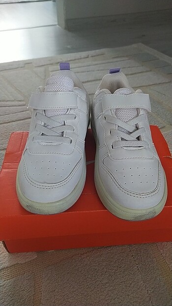 Sneaker 