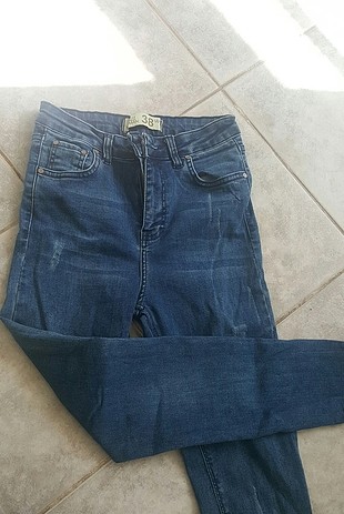 yeni jean
