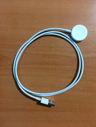 Apple Watch şarj kablosu 