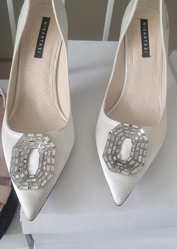 Beyaz Saten Taşlı Stiletto Abiye Ayakkabı