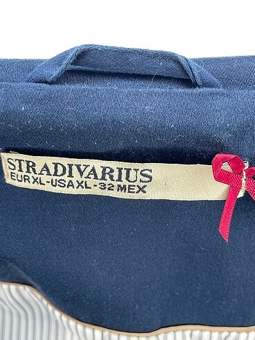 xl Beden lacivert Renk Stradivarius Blazer %70 İndirimli.