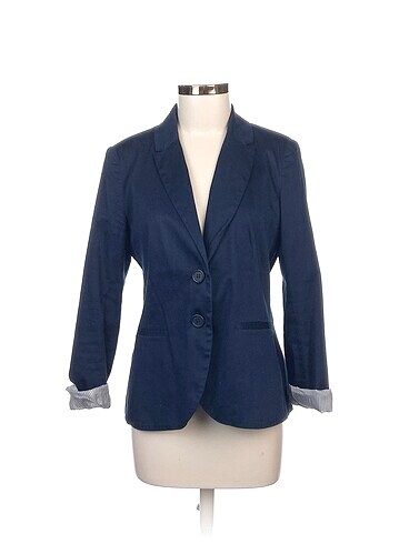 Stradivarius Blazer %70 İndirimli.