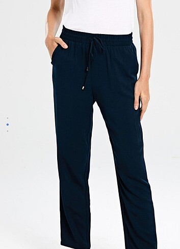 40 Beden siyah Renk LCW Viskoz Basic Pantolon 